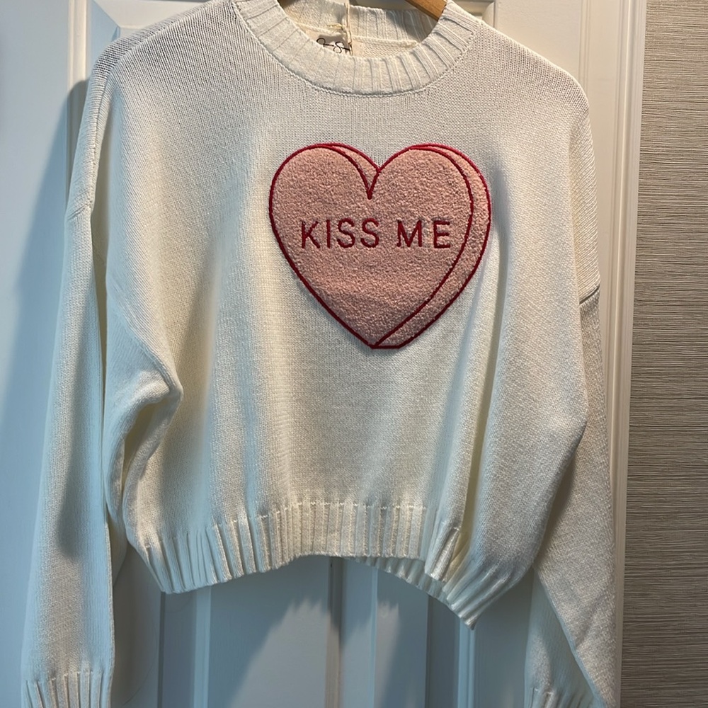 NWT JESSICA SIMPSON KISS ME Heart sweater. Size s - Picture 1 of 7